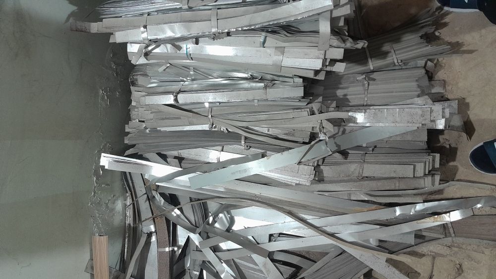 Tunika sotiladi 3 4 list