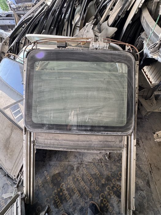 Мазда трибьют люк