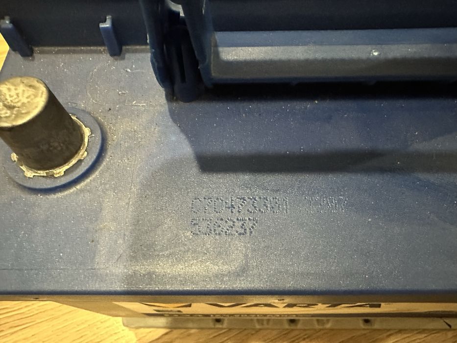 Аккумулятор варта VARTA D24 Blue Dynamic 60 Ач