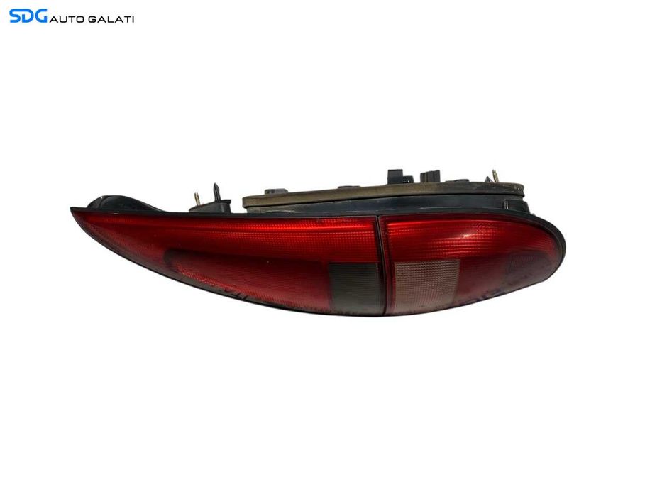 Stop Tripla Lampa Dreapta de pe Aripa Caroserie Renault Laguna 1 1994 - 2001 [L6432]