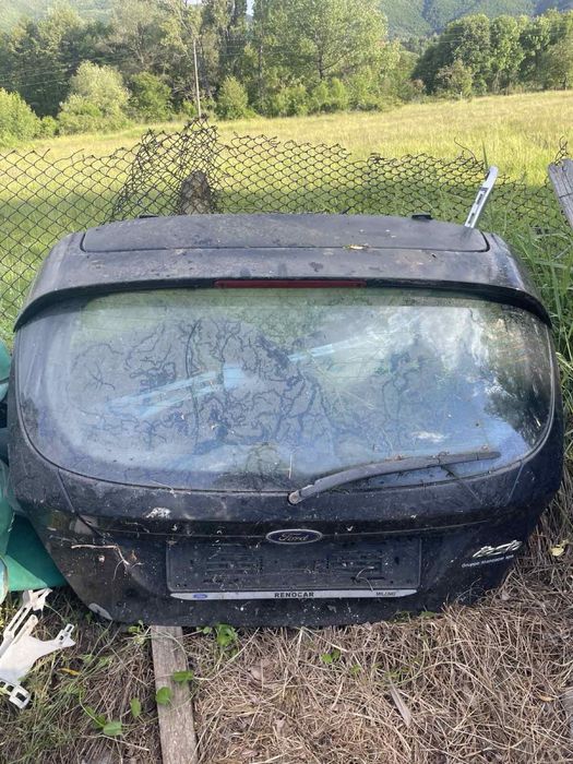 Заден капак пета врата форд фиеста ford fiesta 2008-2012