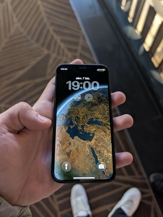 Vand iphone 12 mini,pret negociabil