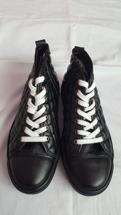 Adidasi dama Tamaris