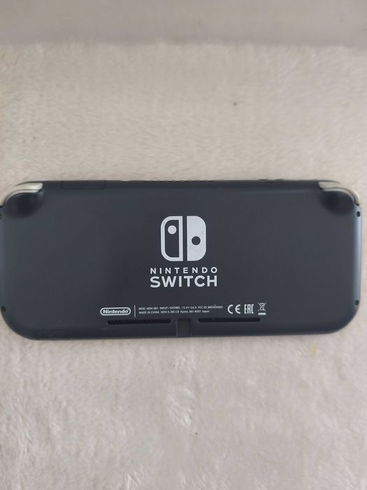 Нинтендо switch light