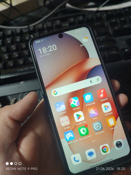 Redmi note 13 с чехлом и защитным стеклом