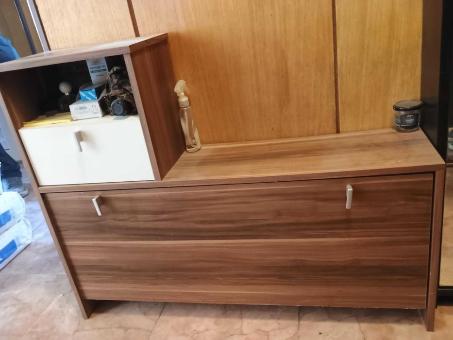 Продавам портманто