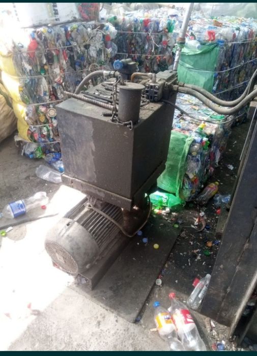 Прес станок сотилади прис апрарат