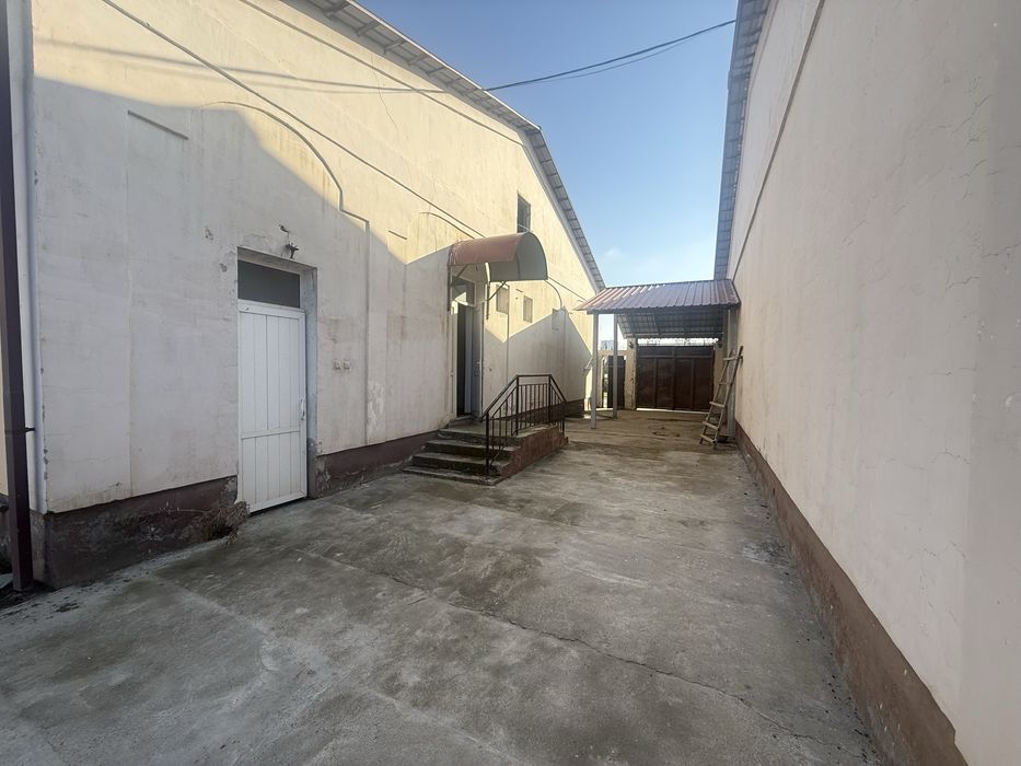 Срочно продается коттедж вдоль дороги (Ор Саёхат)