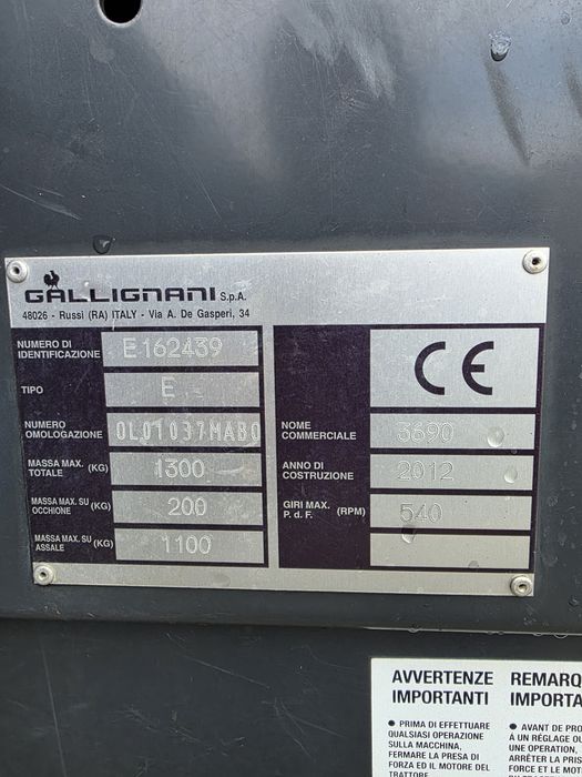 Presa de balotat balotiera gallignani 3690 an 2012