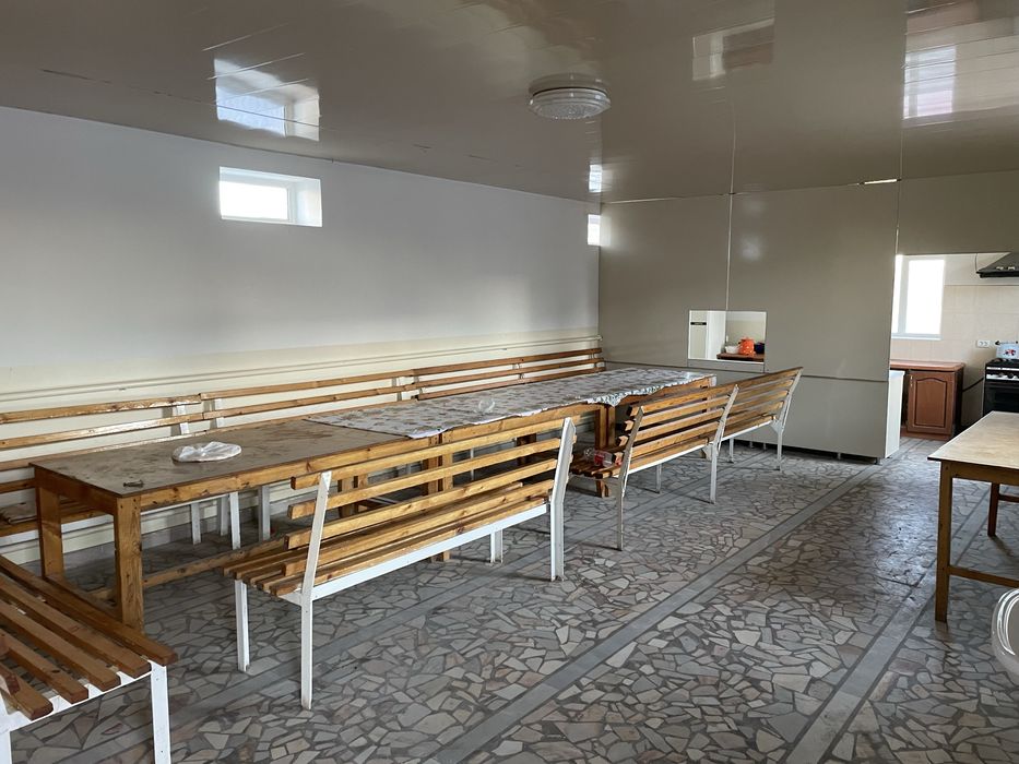 Бино сотилади 2136кв(Дом куриш учун)