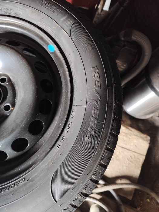 Продам шины с дисками в комплекте