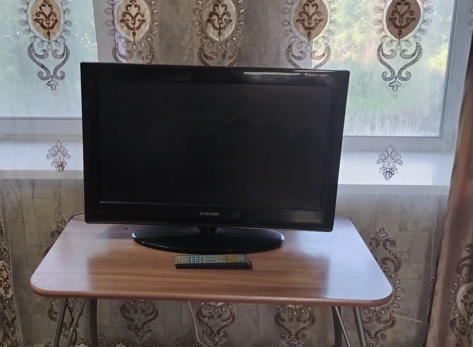 Продам телевизор