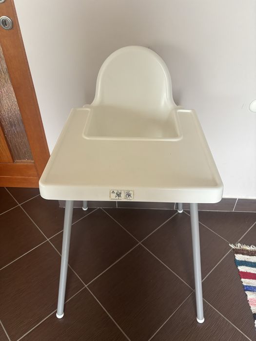 Scaun inalt Ikea cu perna protectie la spate