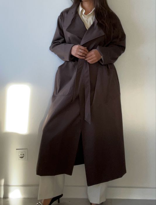 Тренч с подкладом в шоколадном цвете