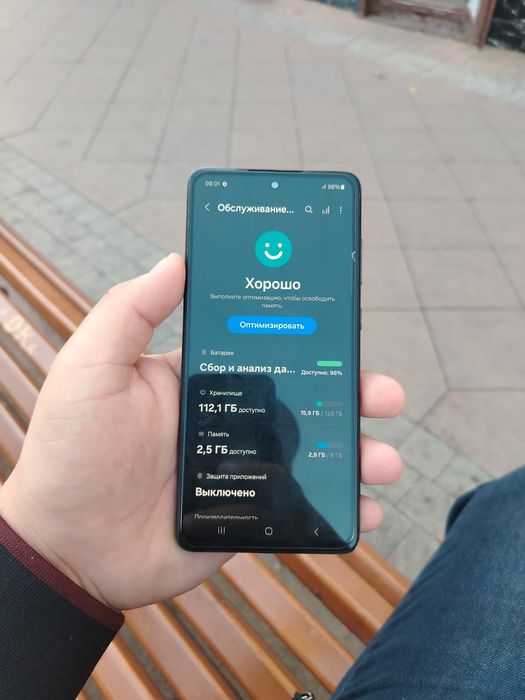 Продам телефон Samsung А72 состояние отличное