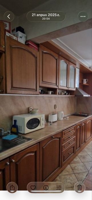 Продавам кухня 12 модула  масив дъб