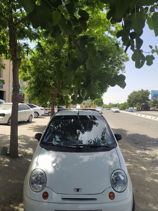 Matiz moshina sotiladi