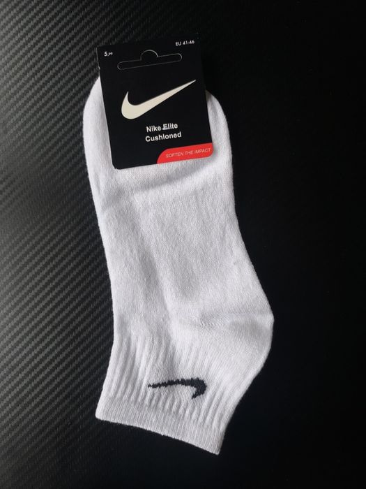 Nike чорапи - високи и ниски. Възможно договаряне по цената.