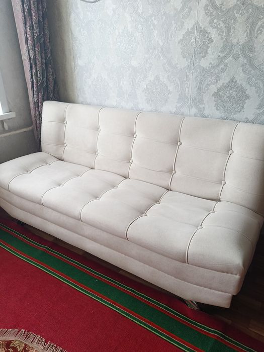 Диван раскладывающийся