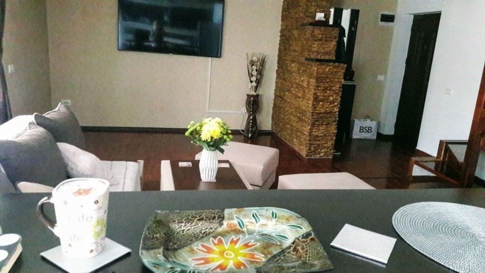 Apartament 2 camere de închiriat, 90mp - la 6 min metrou Sudului