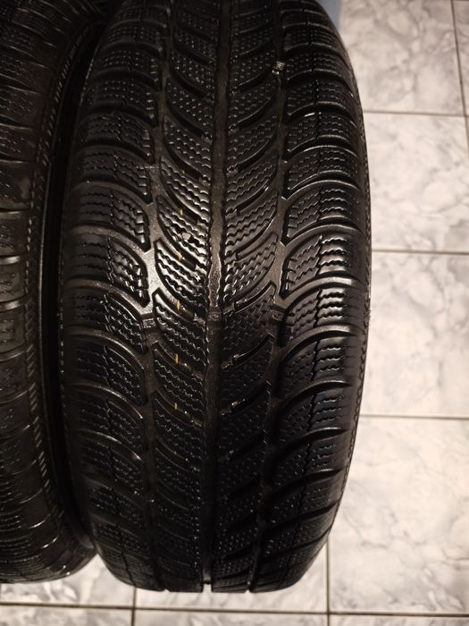 Jante cu anvelope de iarnă