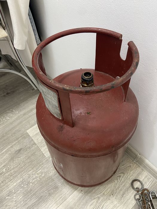 Продам газ баллон!