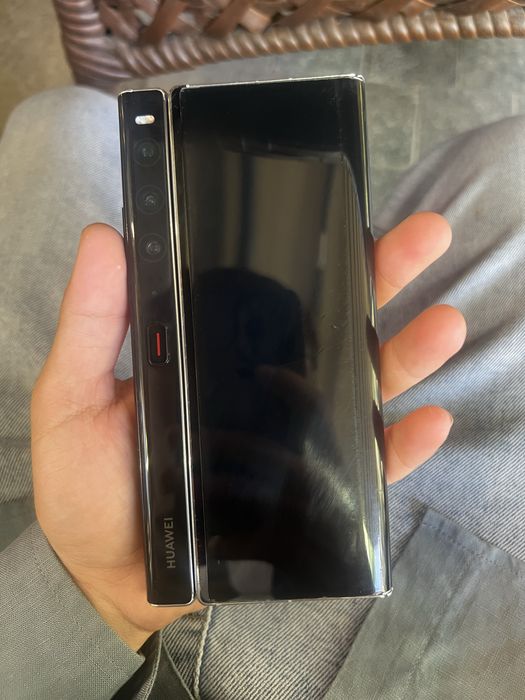 HUAWEI mate xs 2