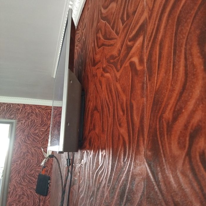 Телевизор в хорошем состояний