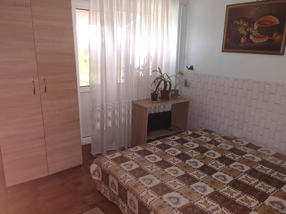 Apartament 3 camere de vânzare – 70 mp | Central | Vedere spre Parcul Central | 3 balcoane | Turnu Măgurele