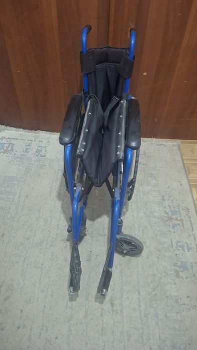 Инвалидная коляска