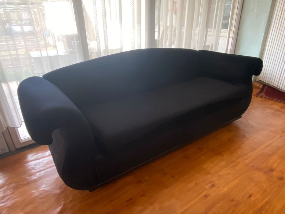 Продам диван велюровый