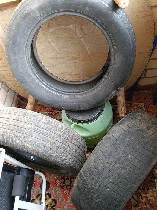 Продам шины 215/60 R16