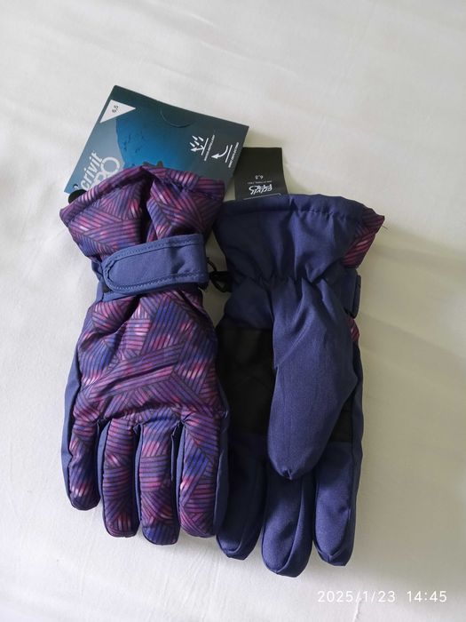 Ски яке за момичета ветро- и водоустойчиво с ръкавици