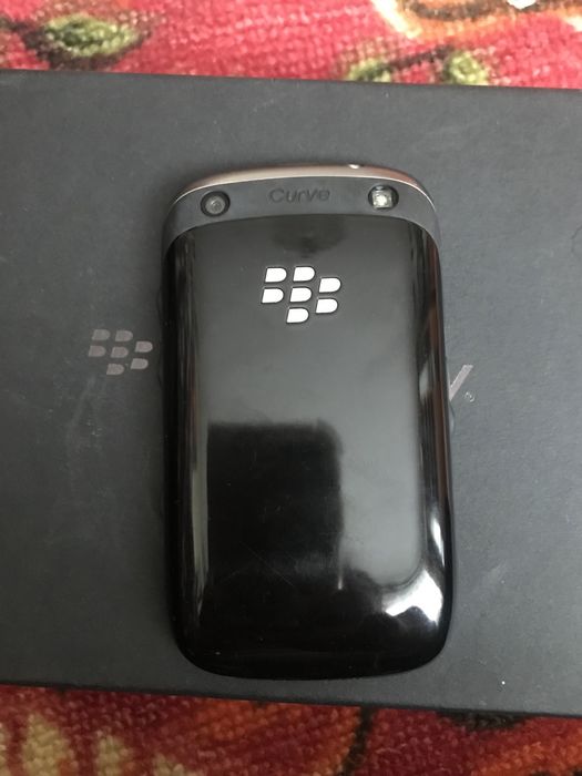BlackBerry   2 телефона