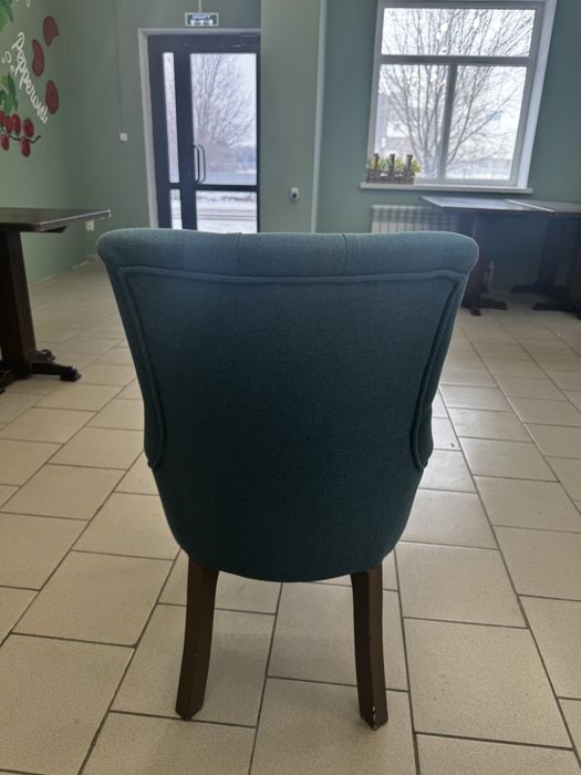 Стулья для кухни или гостиной