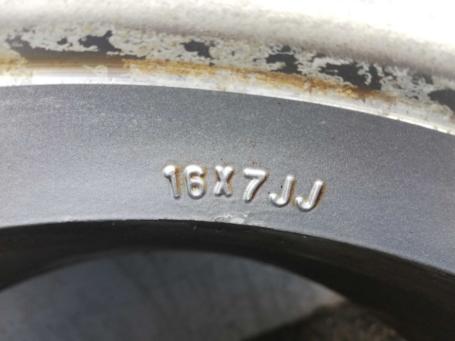 4 диска на Toyota RAV-4