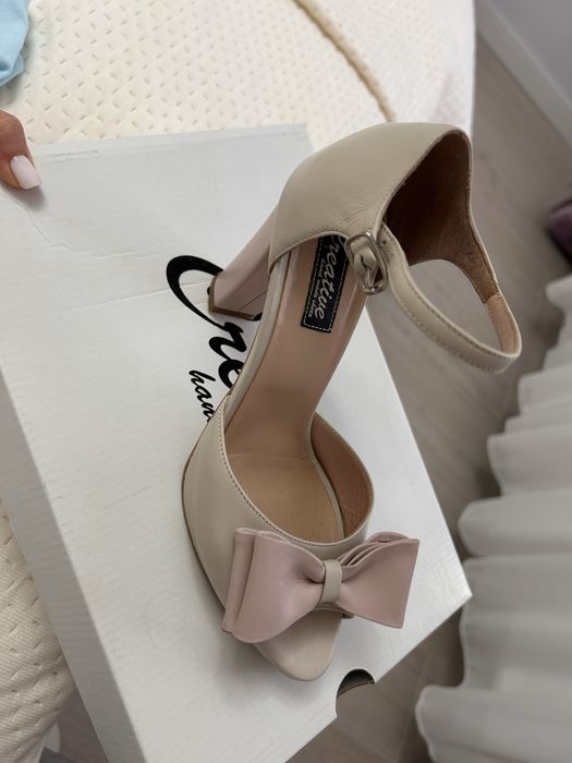 Sandale de piele marime 36