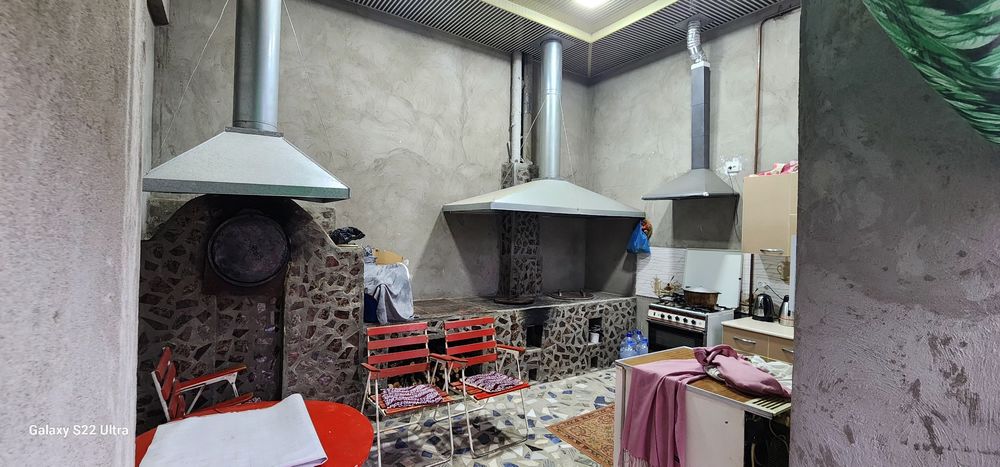 Срочна Назарбек Обод махалла  текстил 6 сотих шинамгина ховли сотилади