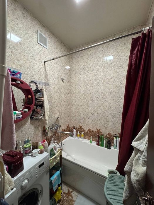 Срочно продаётся квартира 2/3/4 Феруза массиф М улугбек район