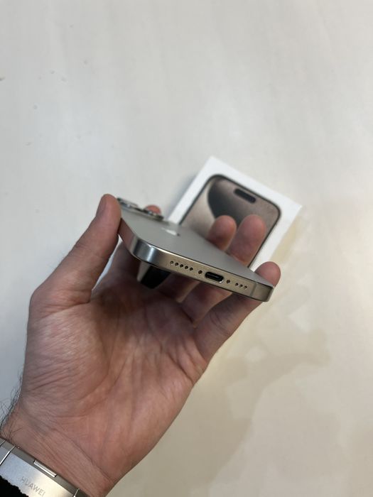 IPhone 15 Pro 256 gb