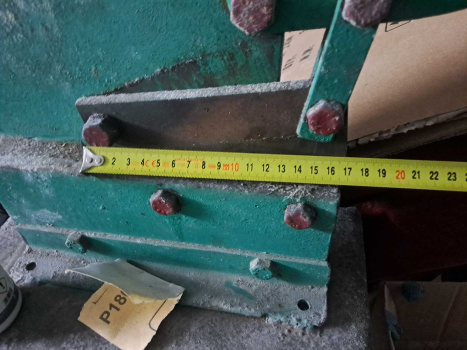 Гилотина за рязане на ламарина