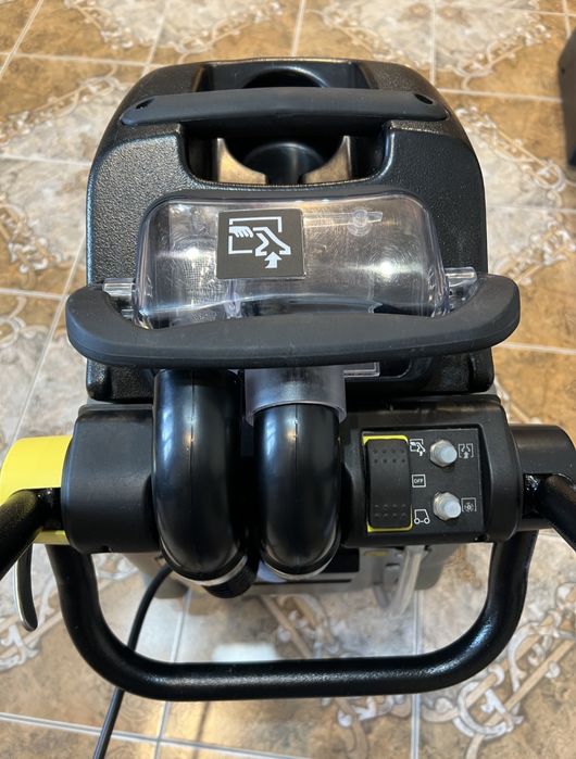 Коврочистка, ковромойка