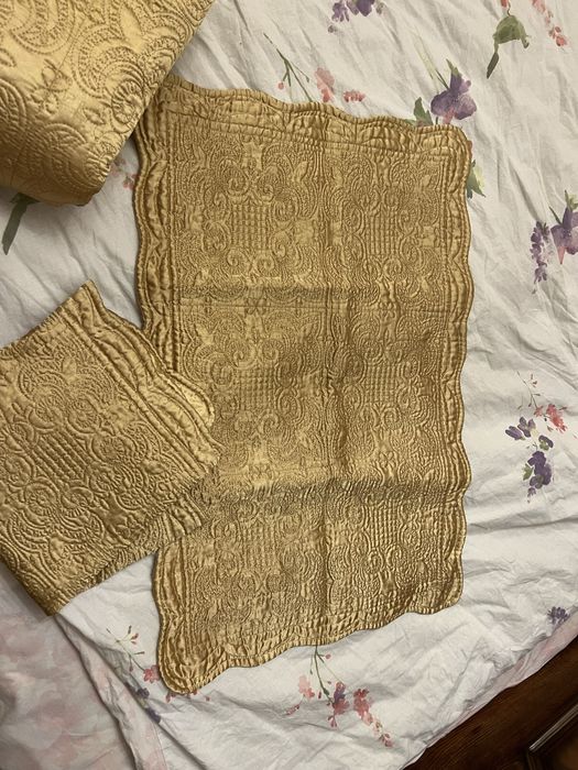 Покрывало атласное