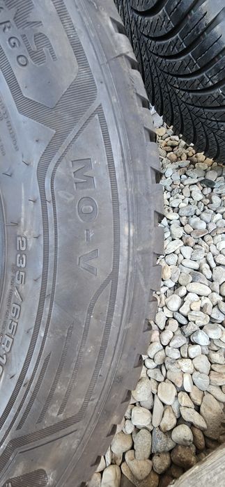 Anvelope Goodyear Vector4Seasons Cargo MO-V 235/65 R16C 115/113 R