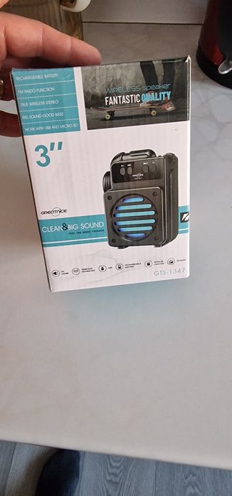 Vând boxa portabilă