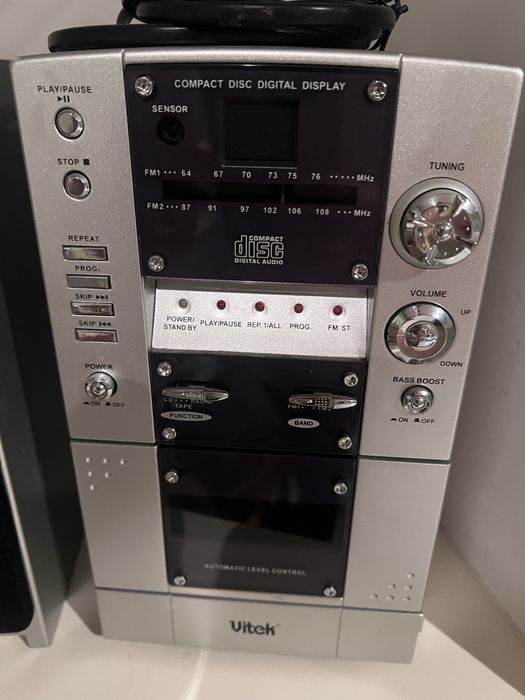 Музыкальный центр