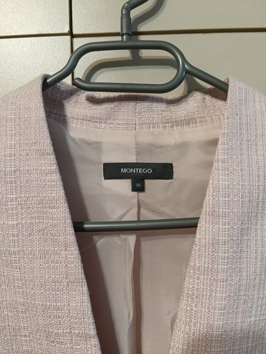 Vând sacou Montego, mărimea 38
