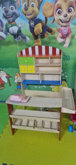 Loc de joacă echipat complet