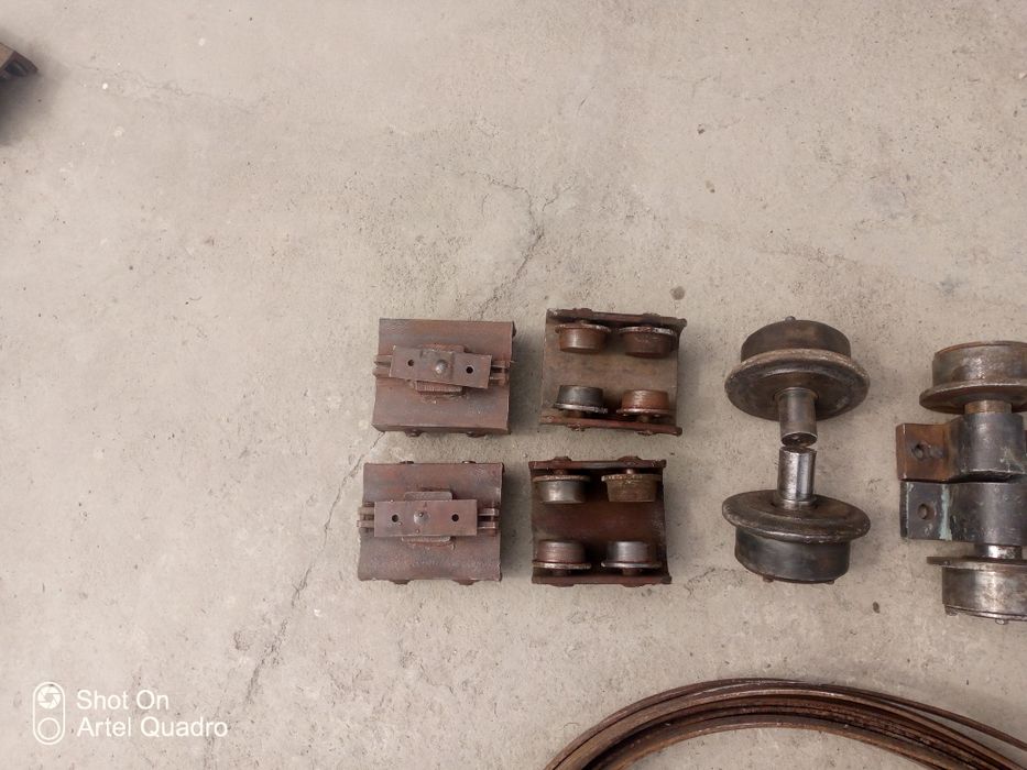 Паласа, релс гилдираклари 4 дона