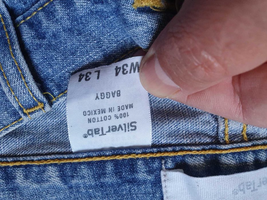 Blugi LEVI'S SilverTab "Baggy" - Marime W34 L34 (Talie 92 cm)